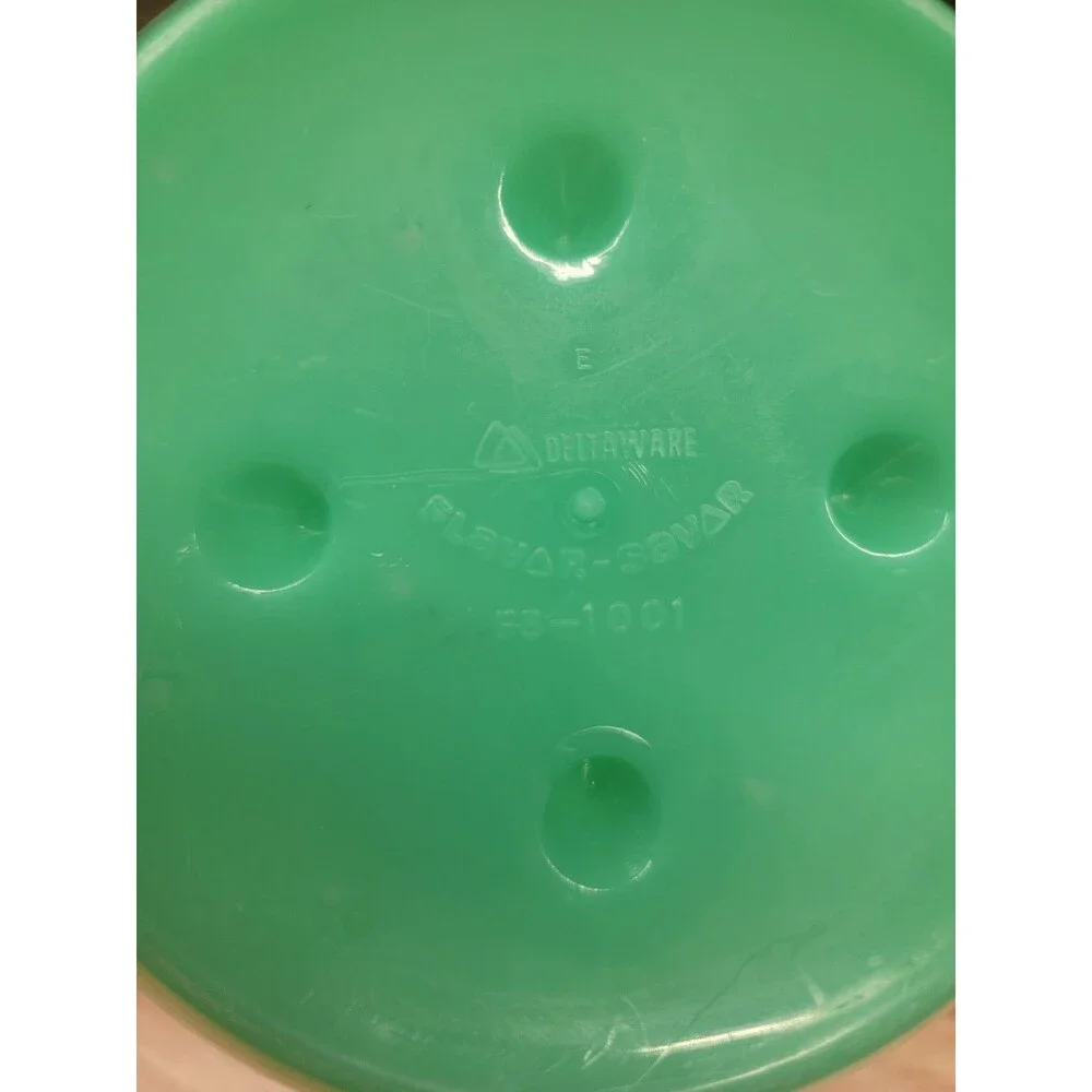 Vintage Deltawear Crisp It Lettuce Keeper Bowl Jadeite Green FS -1001
